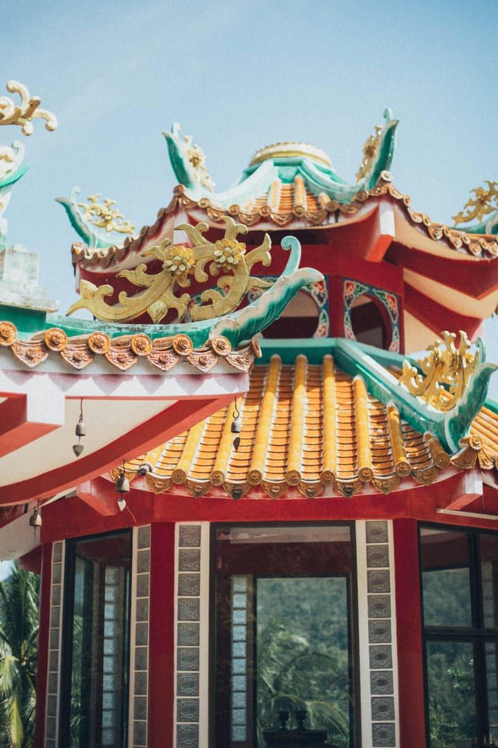 Portrait of a visitor at the Maenam Chinese Temple