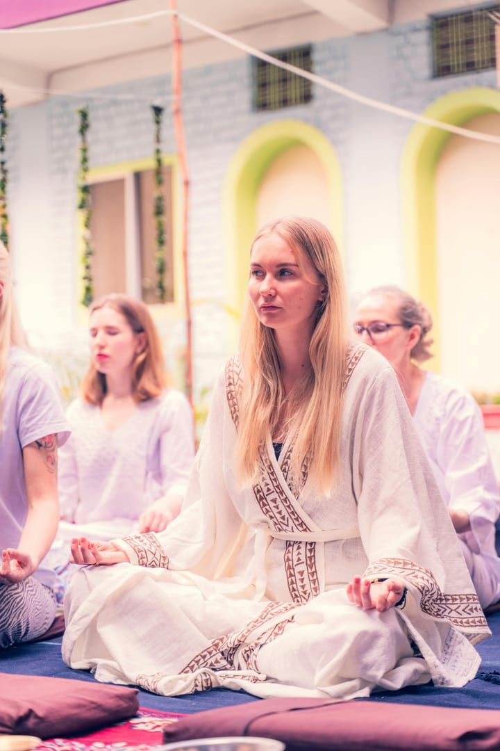 Traditional Thai Buddhist chanting at the hermitage