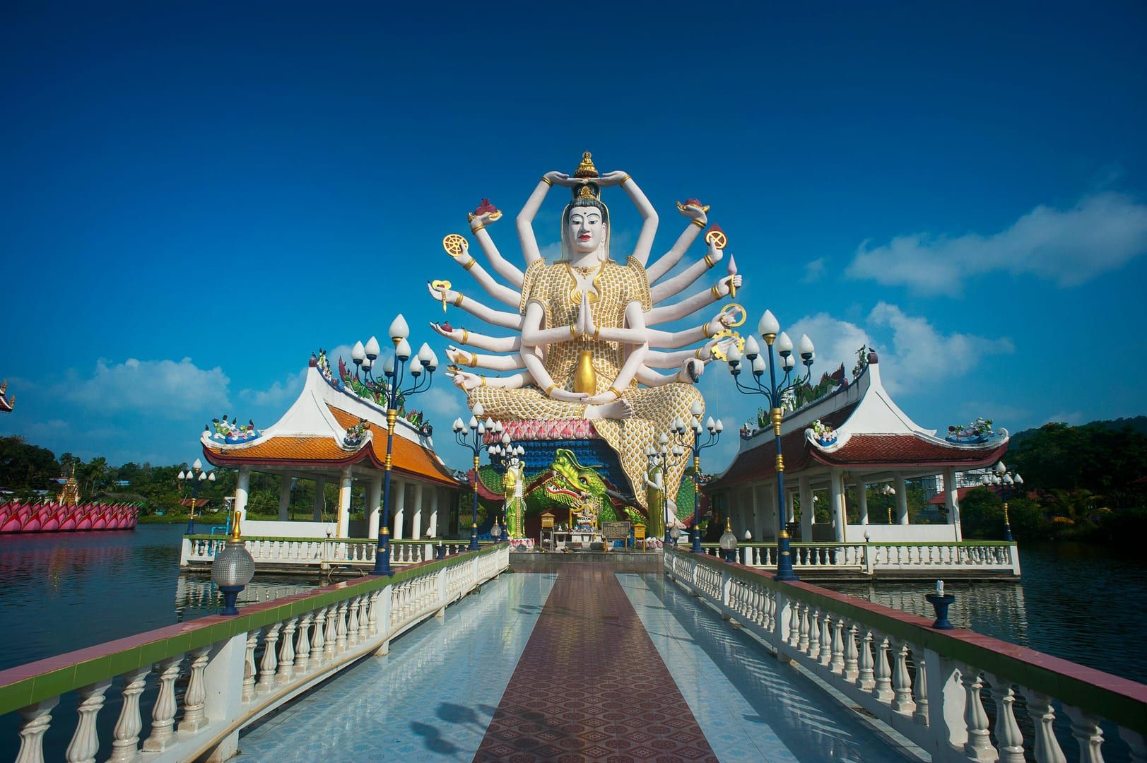 Wat Bo Phuttharam — The Giant Monk on a Ship in Bophut