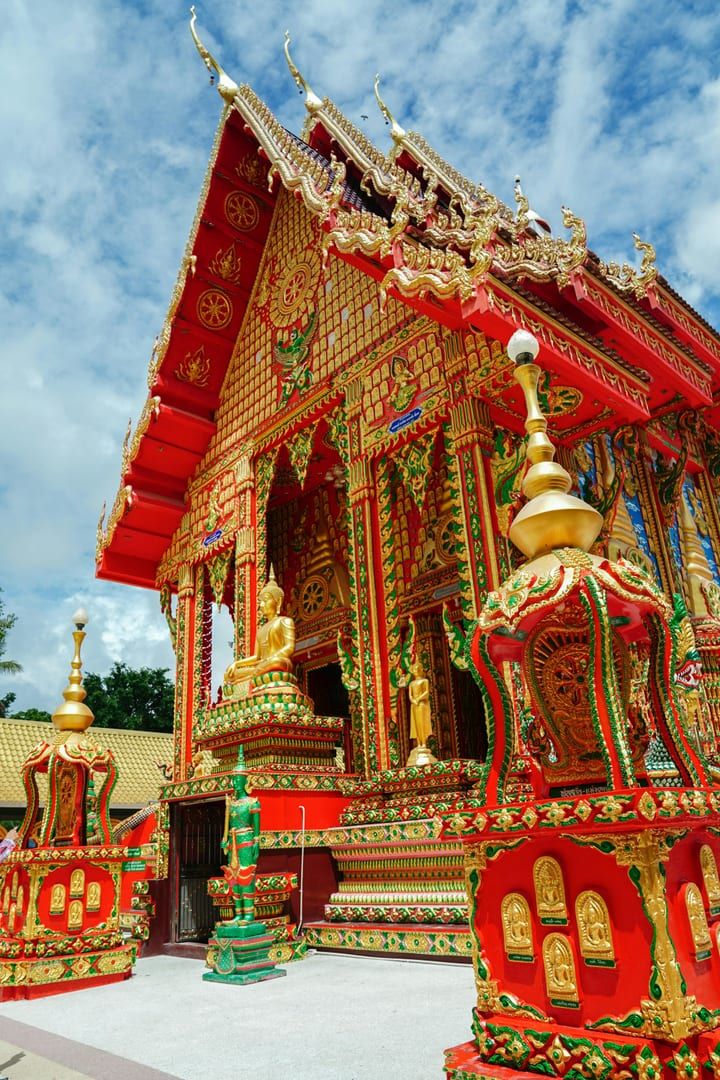 Details of the modern white architecture at the temple