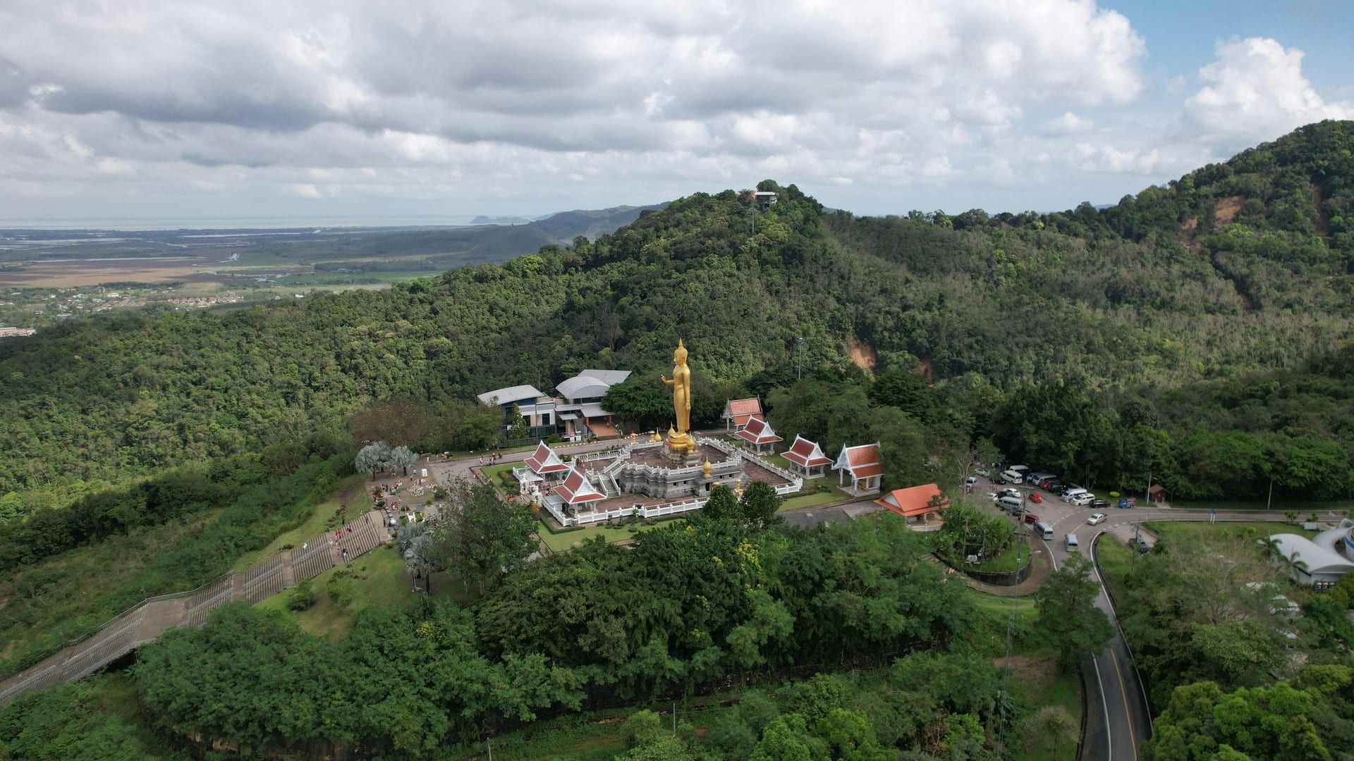 Wat Teepangkorn — The Majestic Summit of Koh Samui